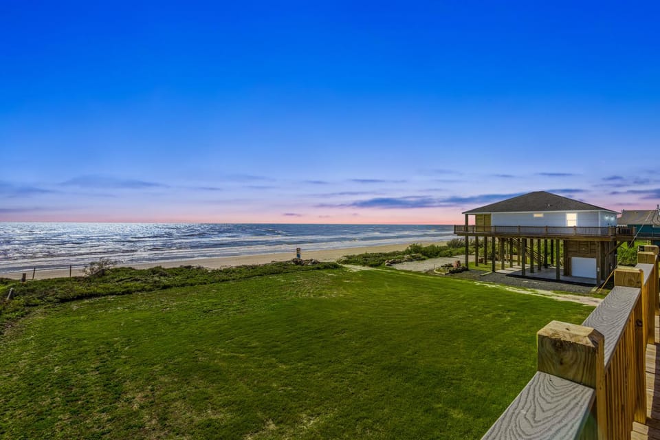 Sangria Sunset by BV! NEW Beachfront 5BR, Sleeps 18, Multiple Decks! House in Bolivar Peninsula