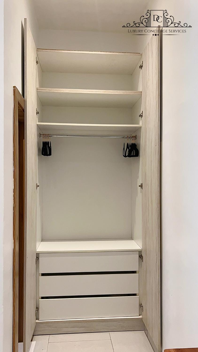 wardrobe