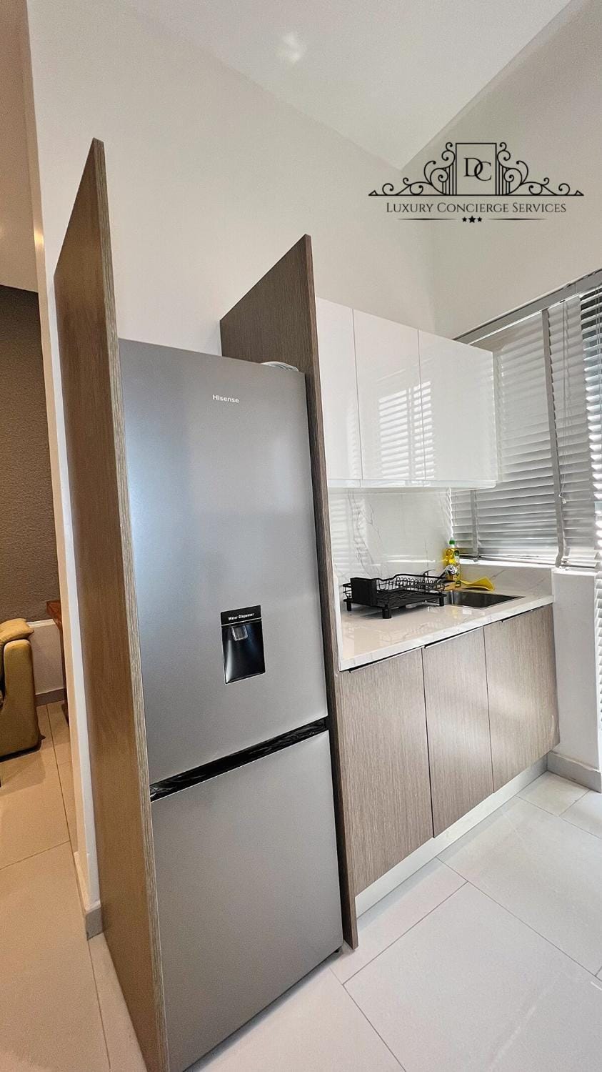 Kitchen or kitchenette, oven, stove