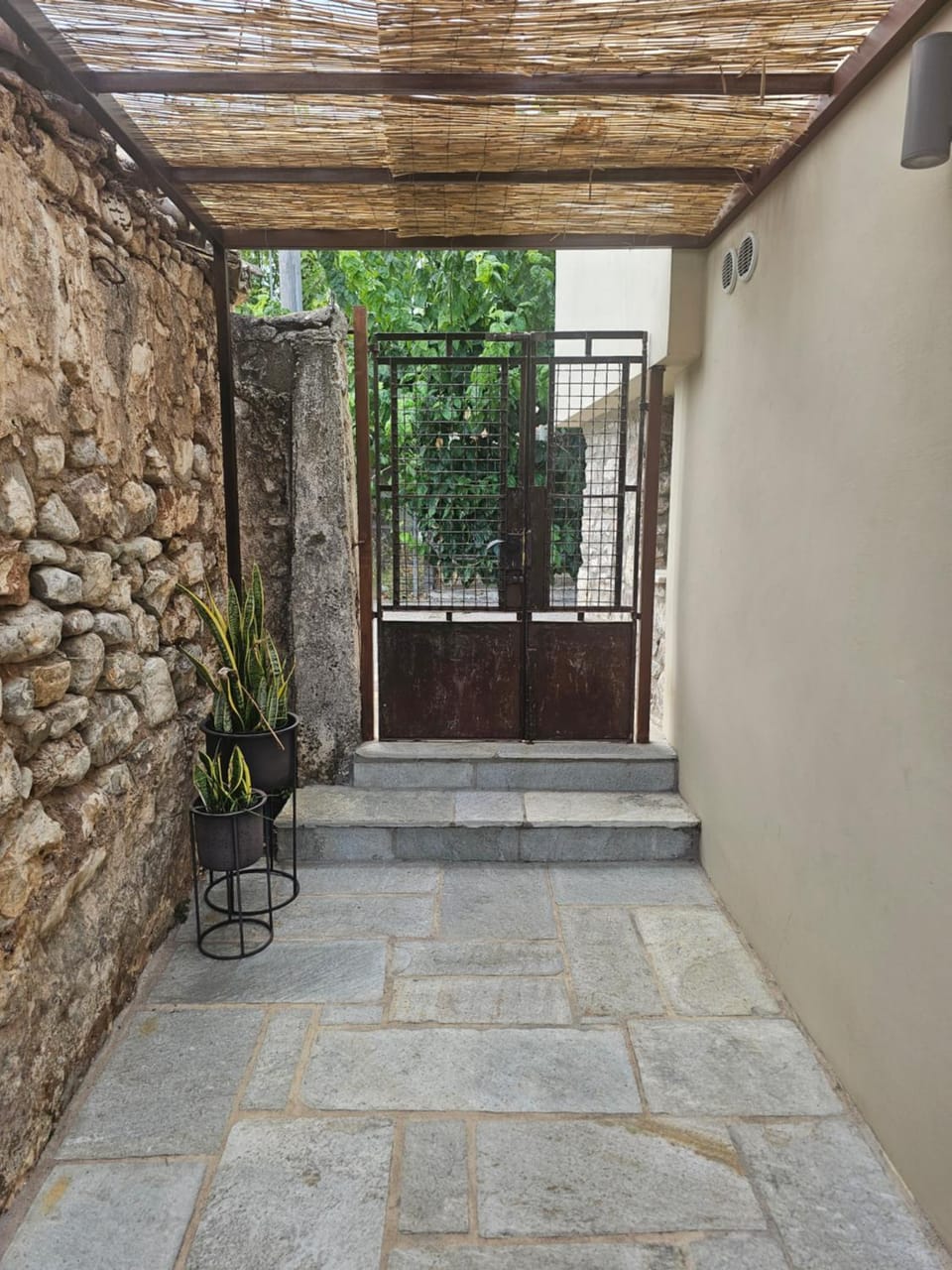 Tiny Cottage lemon & pies House in Peloponnese, Western Greece and the Ionian