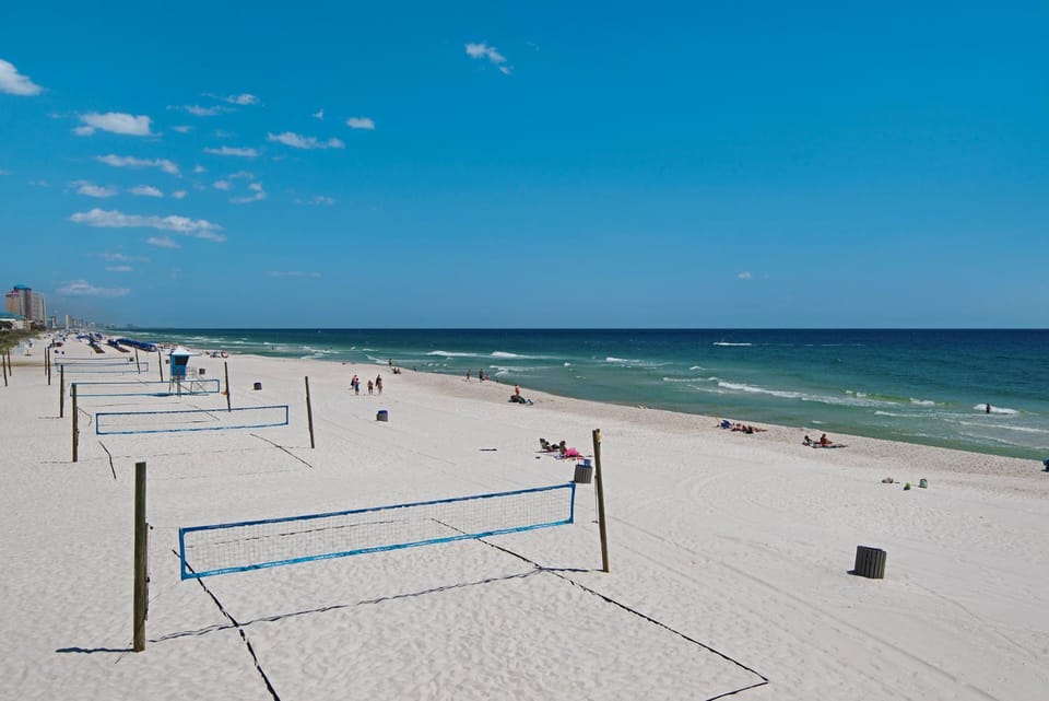 Watercrest Waves! Beachfront 2BR/2BA condo, Sleeps 8, Stunning Gulf Views! House in Lower Grand Lagoon