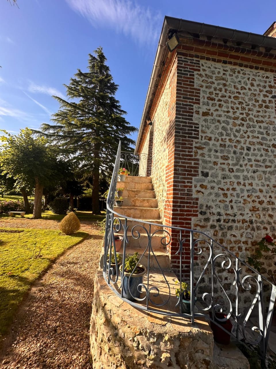 Aux Jardins fleuris Apartment in Honfleur