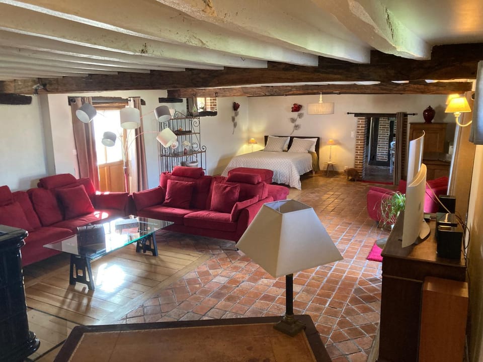 Living room, Photo of the whole room