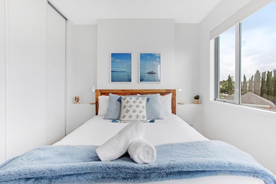 Takapuna Central Stylish 2BR Carpark Aircon Apartment in Auckland