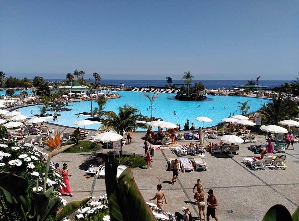 3 Bed-room & wifi-Radazul -Sea View and balcony Apartment in Canary Islands