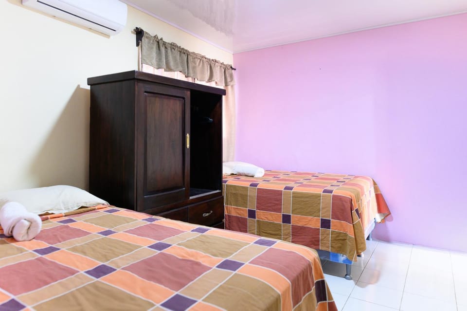 p1 Apartamentos Petenchel, por Aeropuerto Flores Peten Apartment in Guatemala