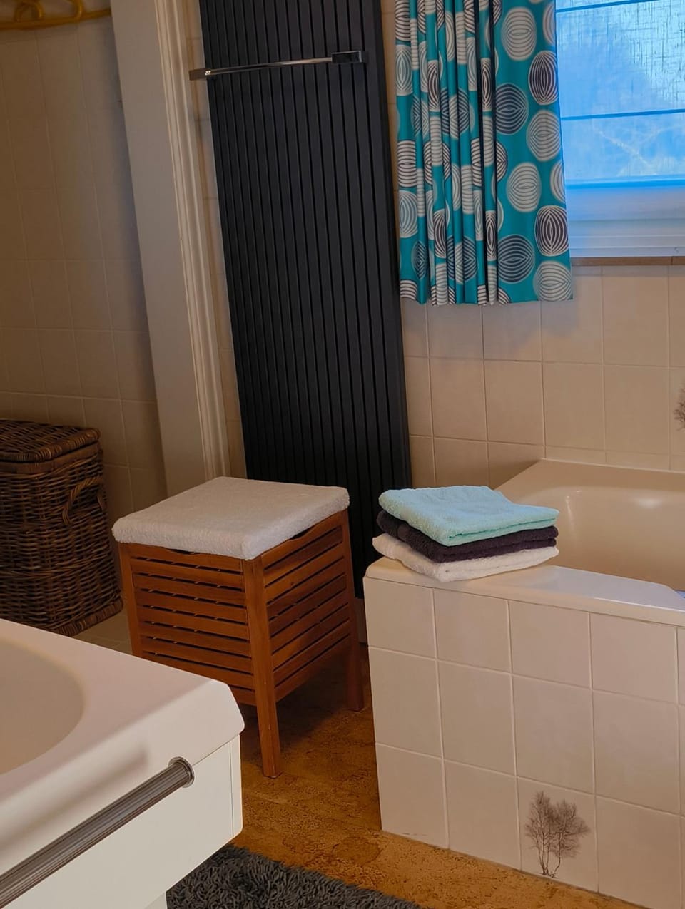 Bathroom, Bath