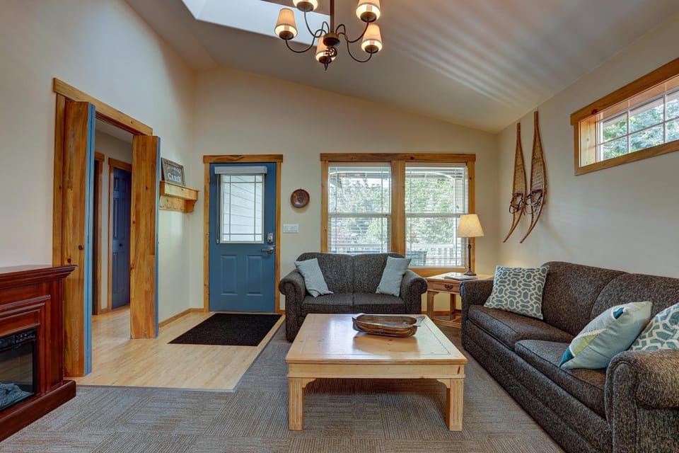 Huckleberry Cottage House in Bend