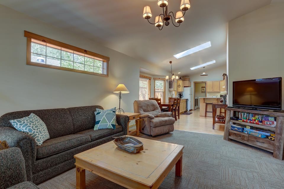 Huckleberry Cottage House in Bend