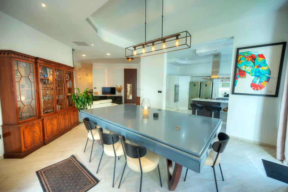 Luxury 2 bedroom with large outdoor & jacuzzi JBAS1-1 Apartment in Saint Julians