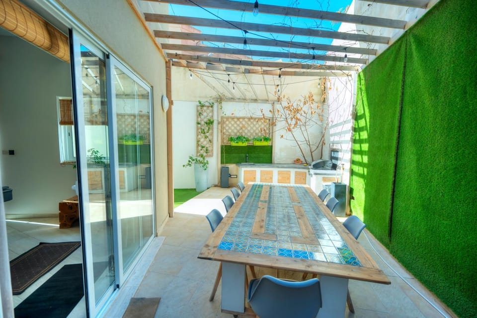 Luxury 2 bedroom with large outdoor & jacuzzi JBAS1-1 Apartment in Saint Julians