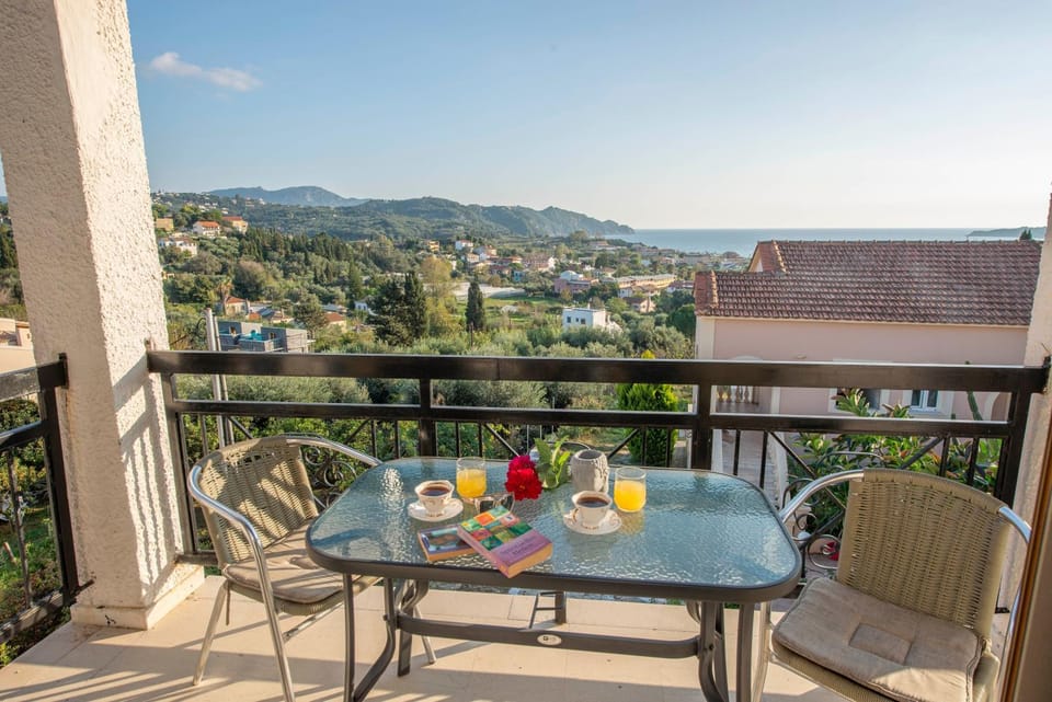 Day, Natural landscape, View (from property/room), Balcony/Terrace, Mountain view