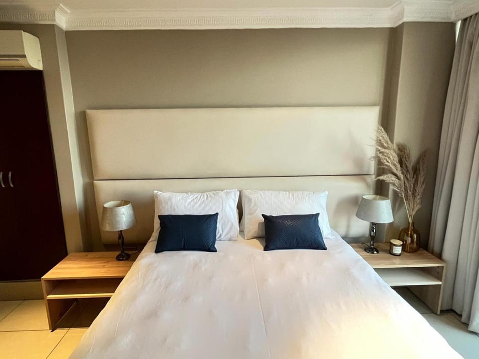 sea side at the sails Apartment in Durban
