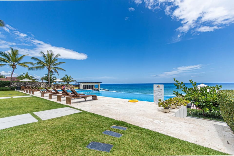 Beach, Pool view, Sea view, Swimming pool