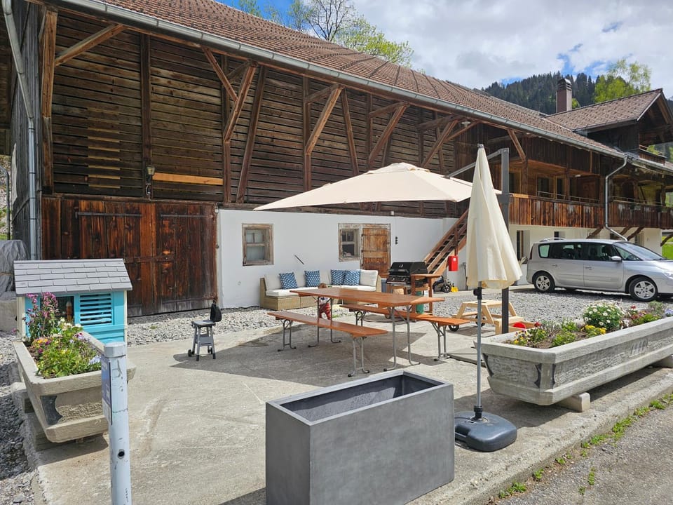 Burgbühler Guesthouse Bed and Breakfast in Canton of Valais
