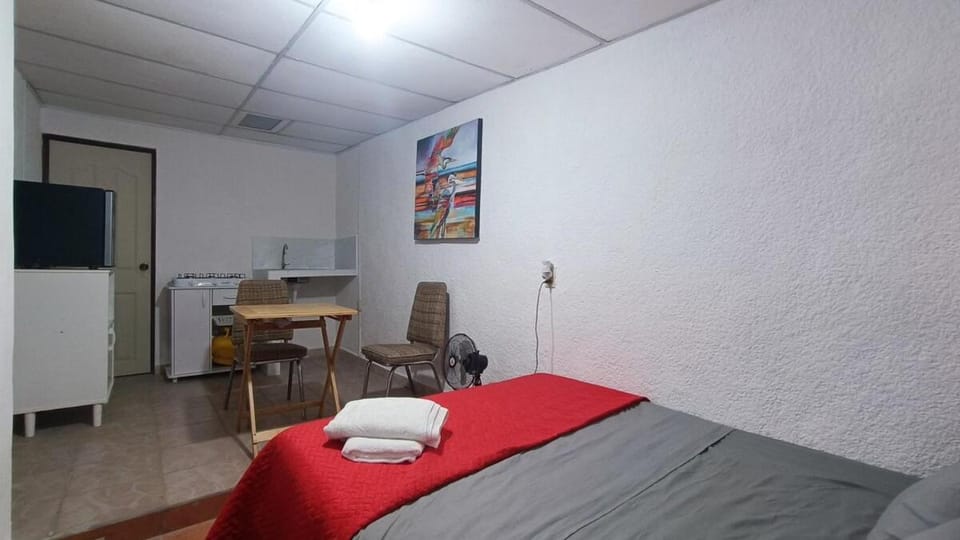 Studio Suite 3, Buena Vista, Santa Tecla Apartment in Santa Tecla