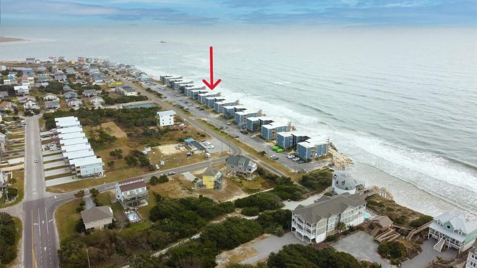 Oceanfront Bliss- Sand and Views at Watchin Waves Apartment in North Topsail Beach