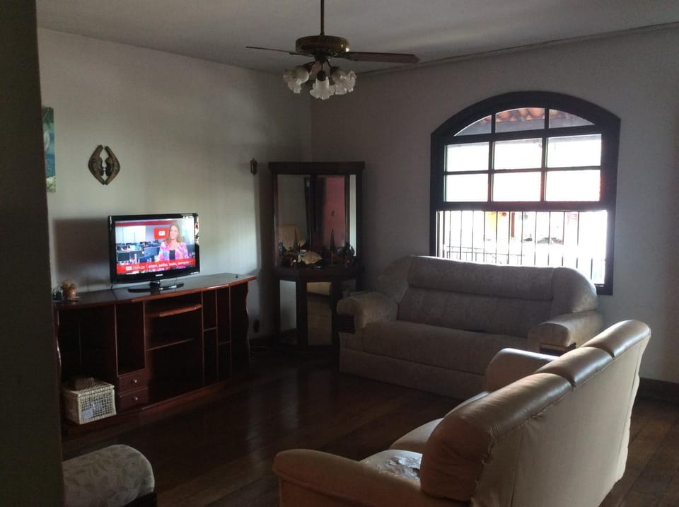 Communal lounge/ TV room, TV and multimedia, Living room, Seating area