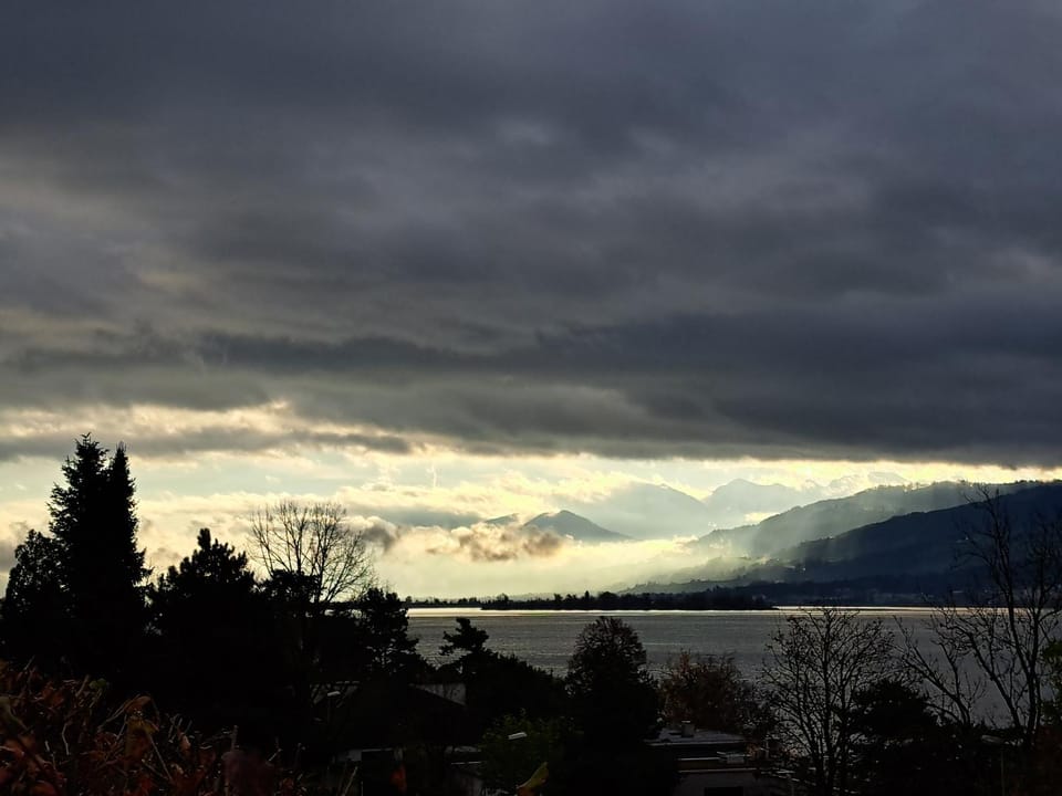 Natural landscape, Lake view, Mountain view