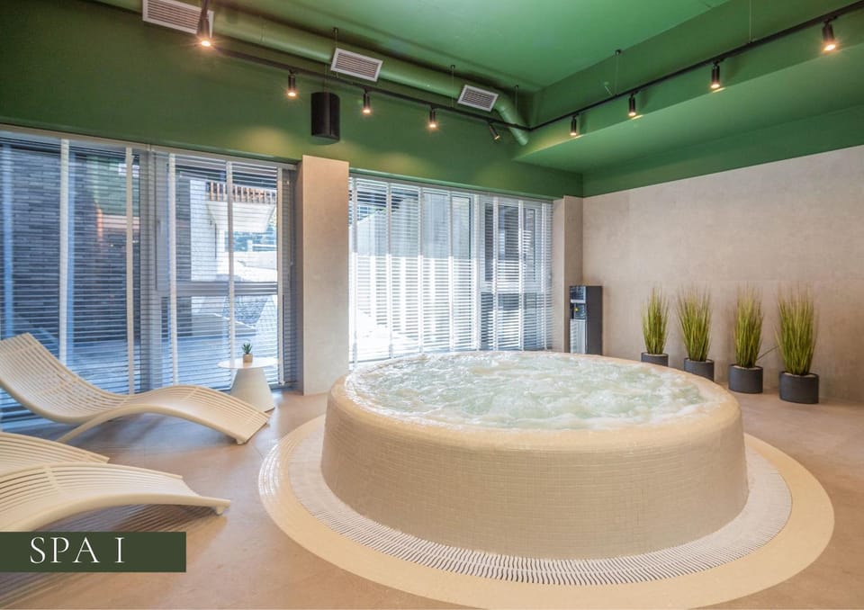 Hot Tub, Hot Tub, Spa and wellness centre/facilities, Spa and wellness centre/facilities