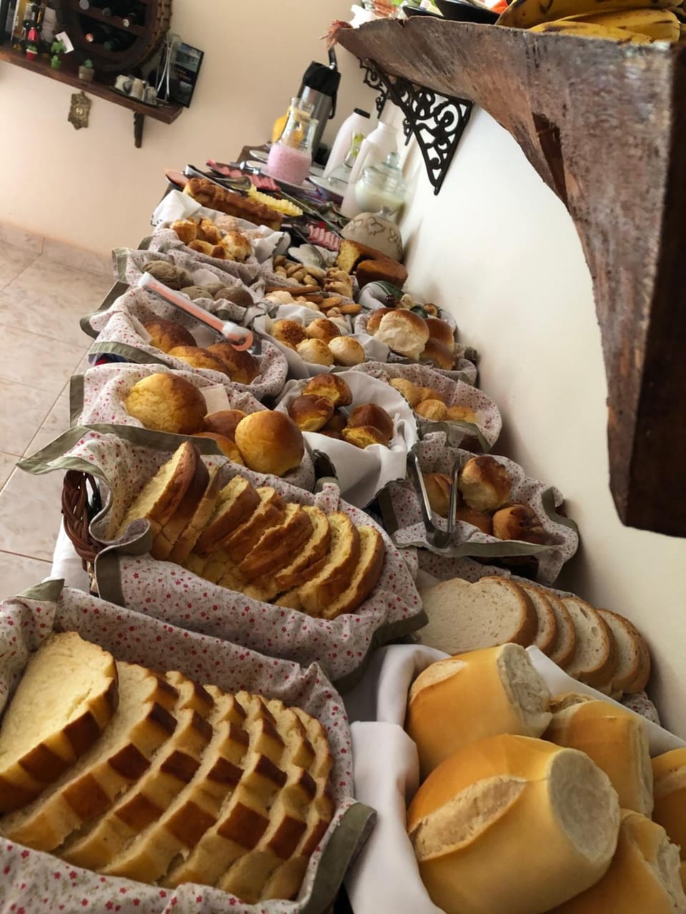 Breakfast, Continental breakfast, Buffet breakfast