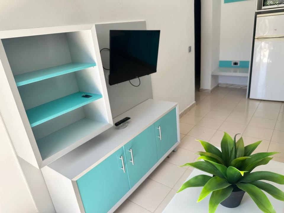 Communal lounge/ TV room, TV and multimedia