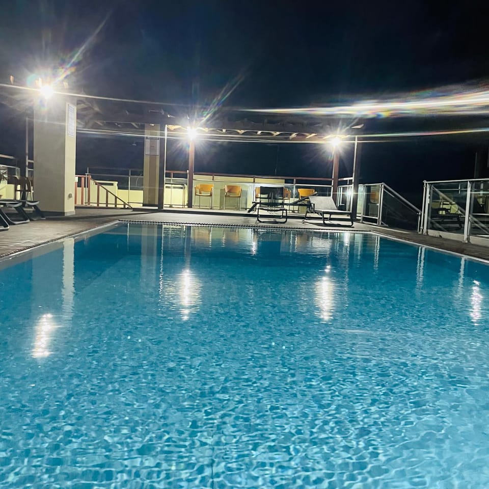 Night, Swimming pool