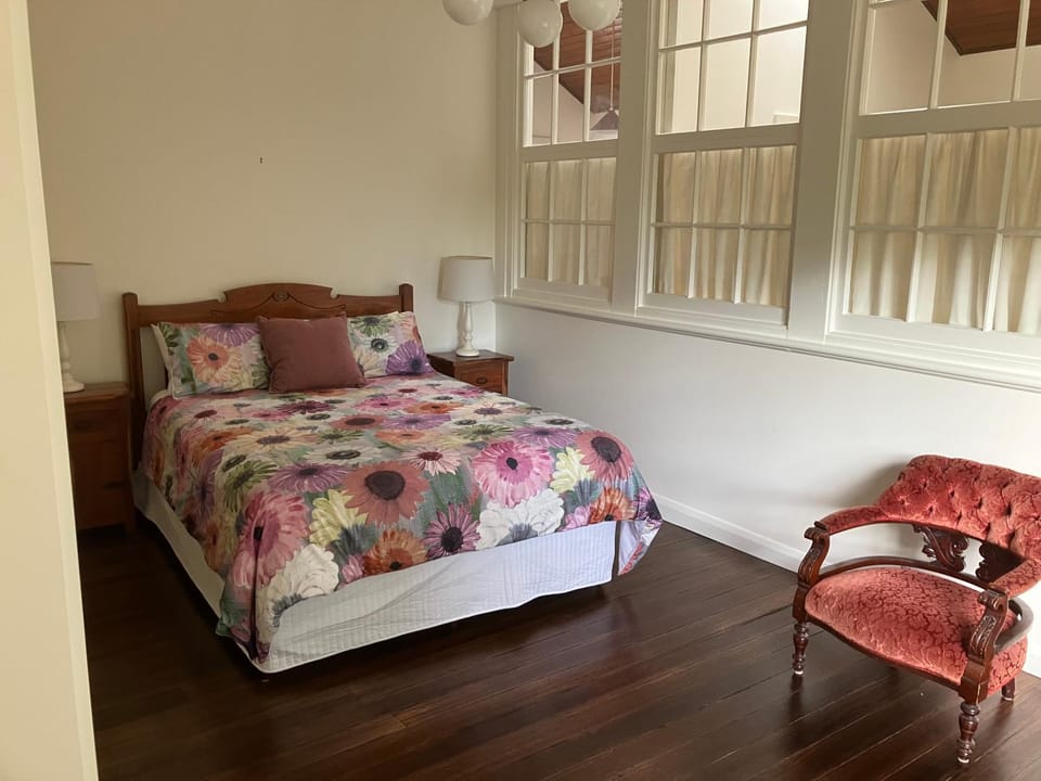 Library Cottage Apartment in Tasmania