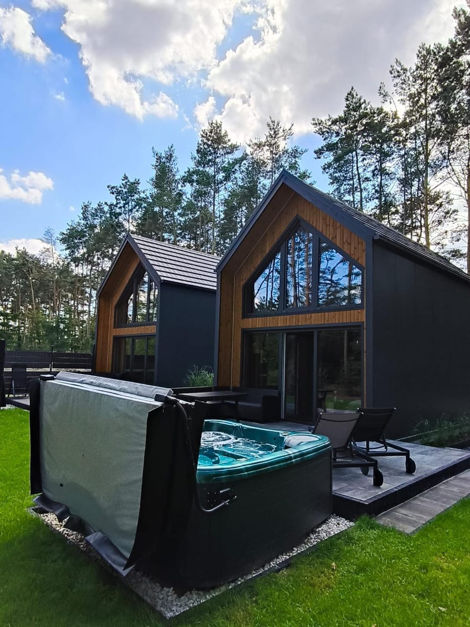 Property building, Garden, sunbed