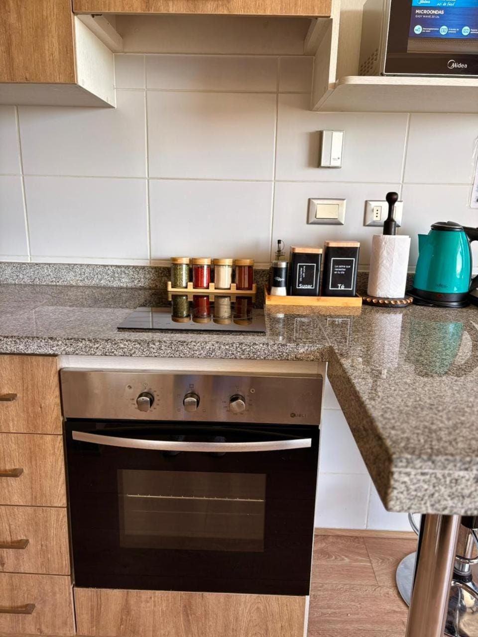 Coffee/tea facilities, Kitchen or kitchenette, minibar