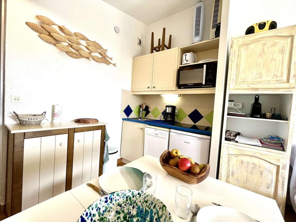 Appartement avec terrasse vue mer et parking à La Croix-Valmer - FR-1-226B-231 Apartment in La Croix-Valmer