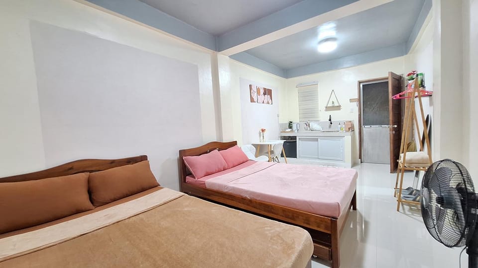 Photo of the whole room, Bedroom, air conditioner