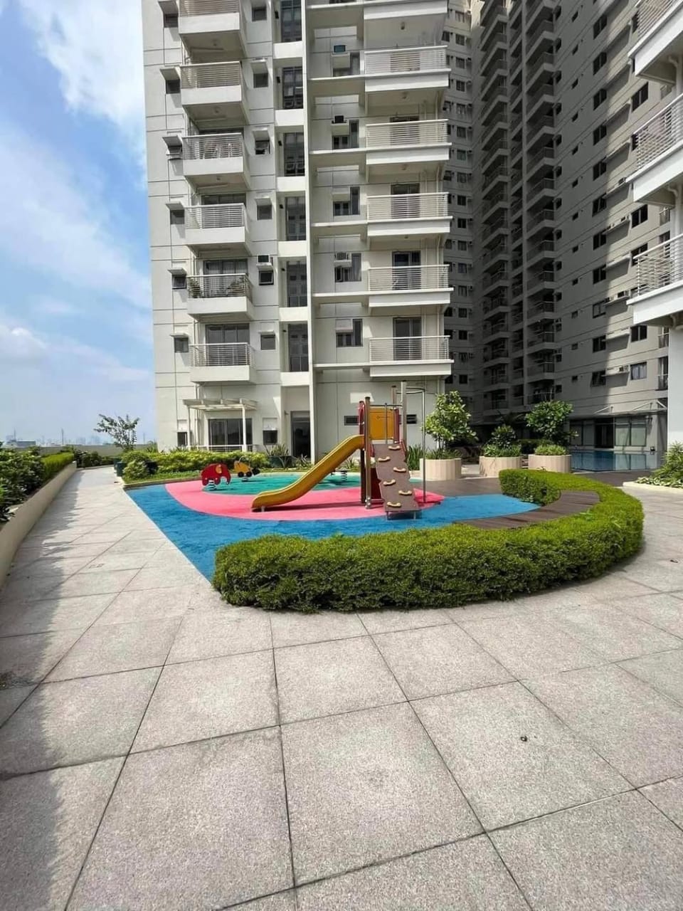 Fabio Couple Studio Apartment hotel in Manila City