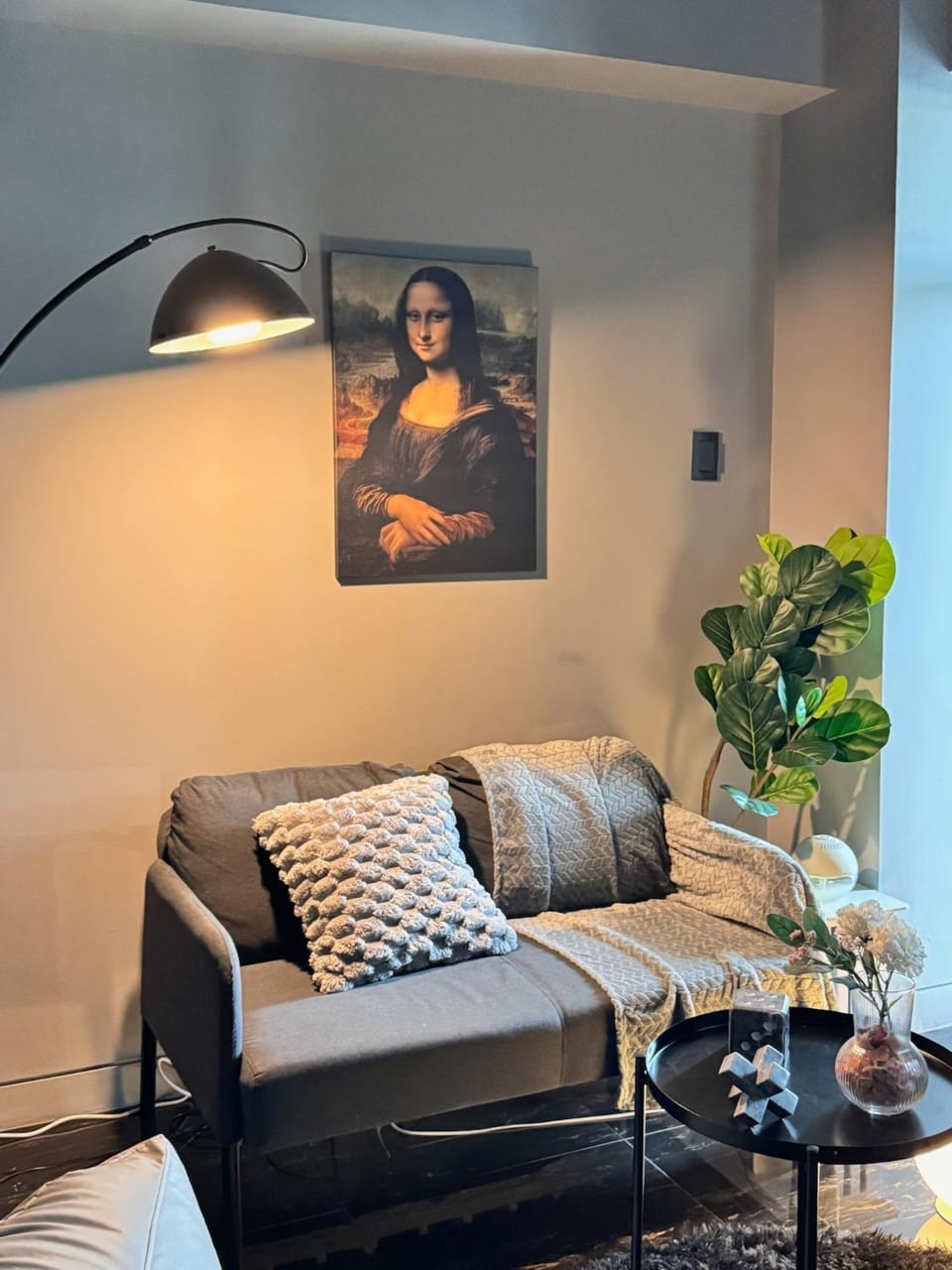 The Nordic Nest - Modern Escape Apartment in Pasay