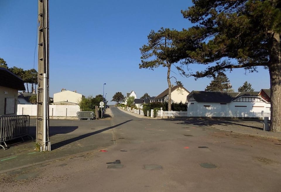Les Ilous proche mer House in Normandy