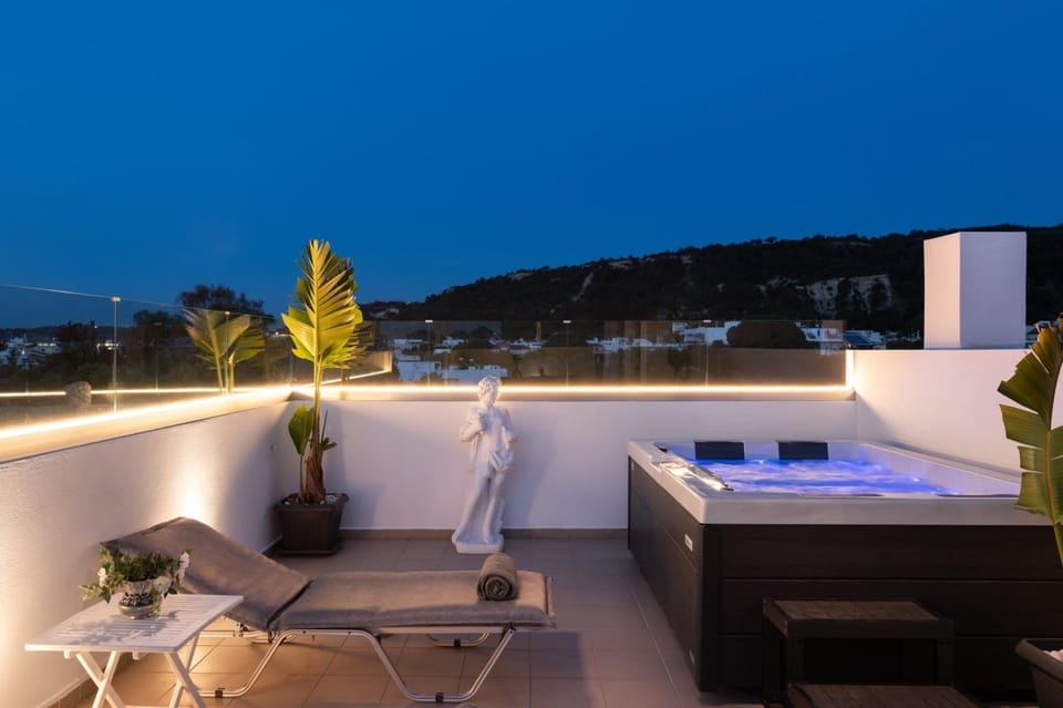 Sunny Palm Villa Apartment in Ialysos