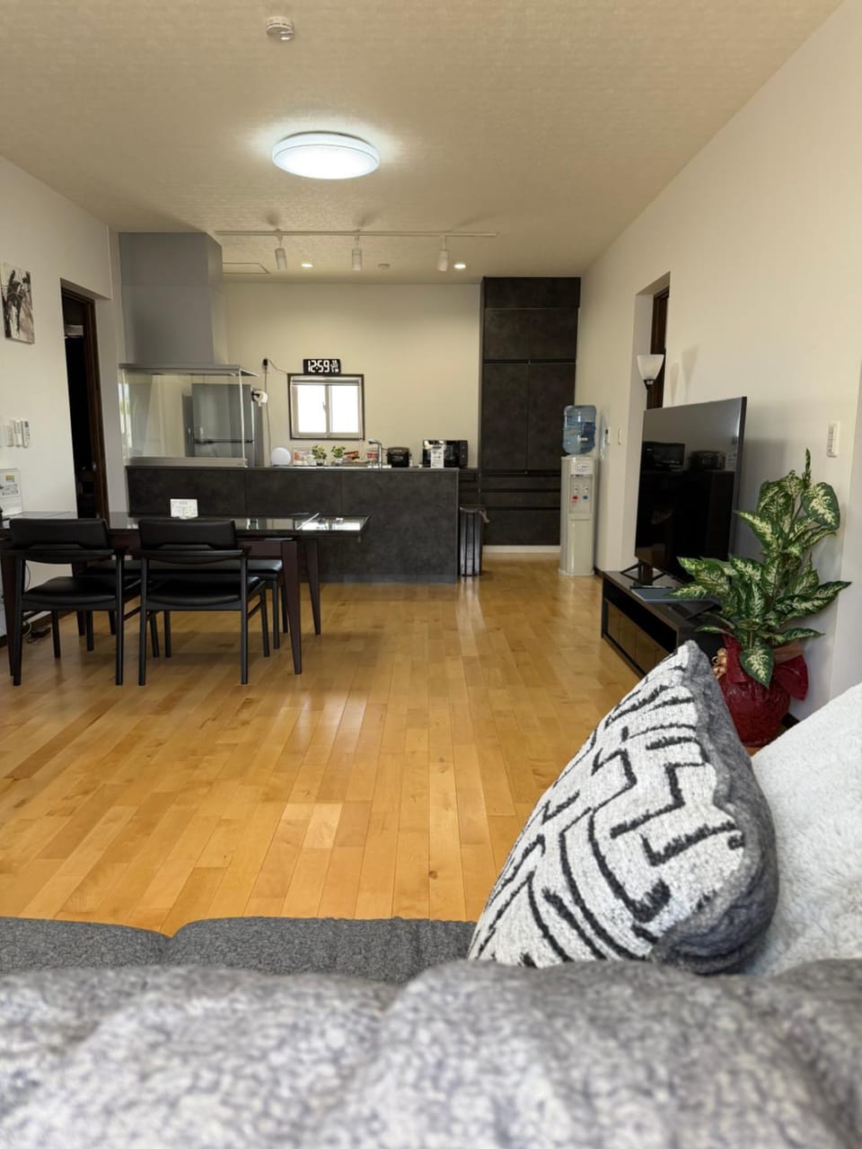 Kitchen or kitchenette, Living room, Dining area
