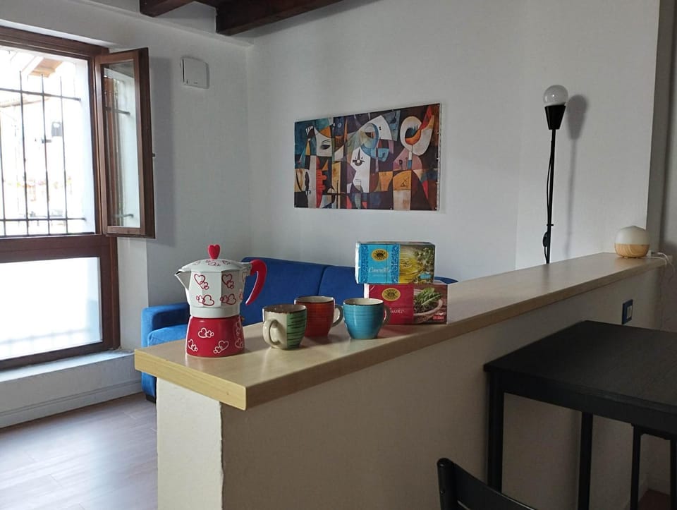 Coffee/tea facilities, Living room, Seating area