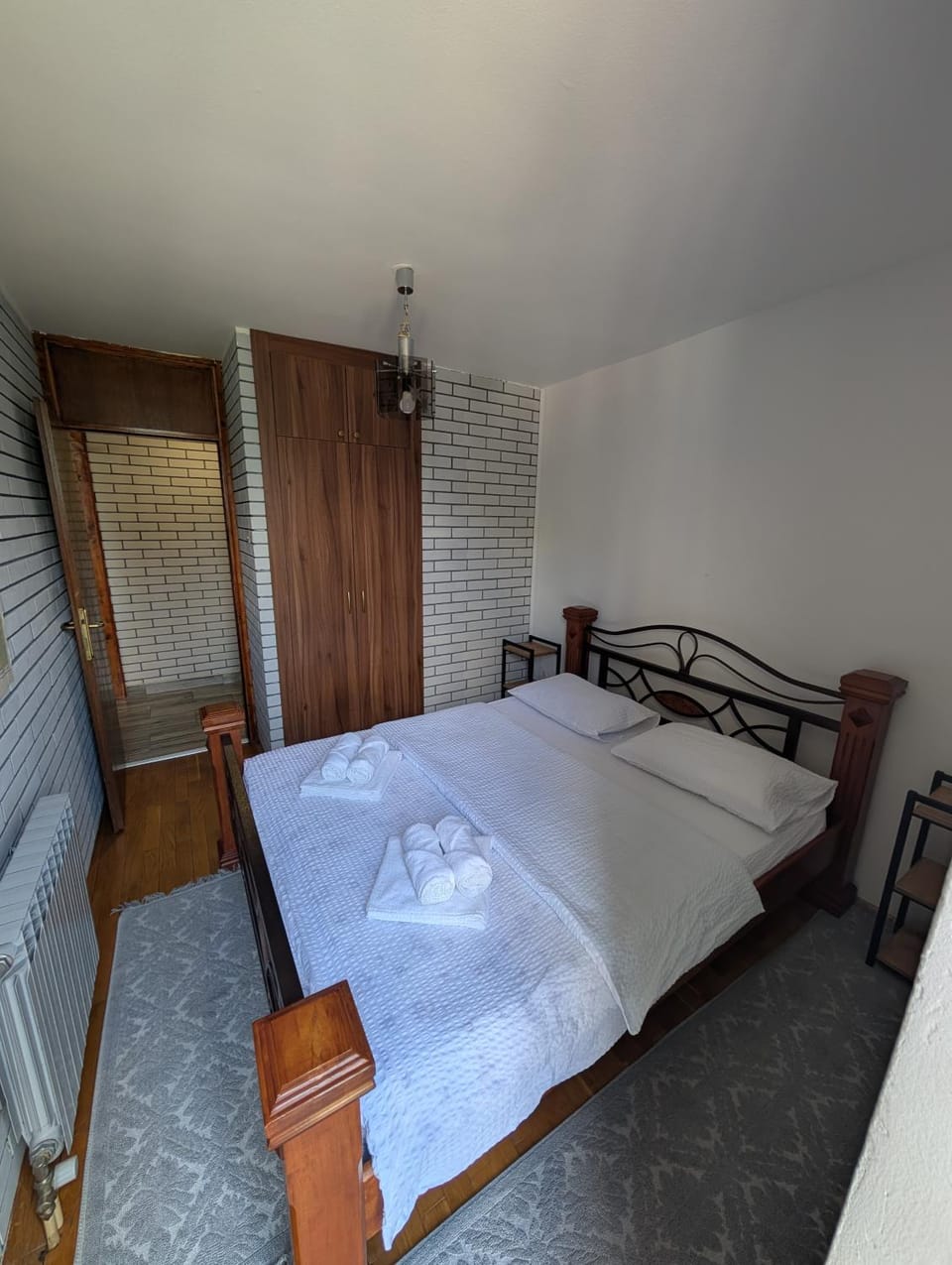 NiceOneLakeView Apartment in Montenegro