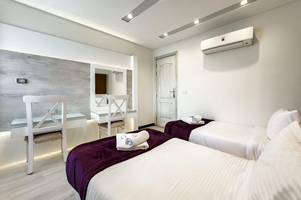 Fresh & Fabulous 2BDR - 5 min to Airport Apartment in New Cairo City