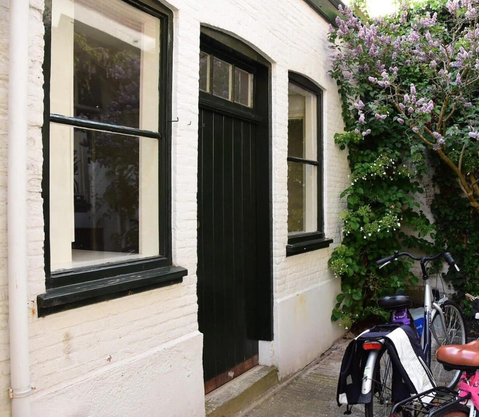 Charming tiny house Apartment in The Hague
