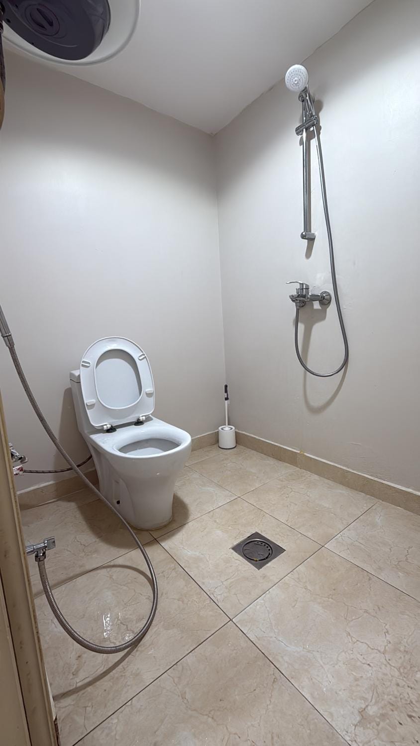 شقة مميزة مكونه من غرفة نوم وصاله جلوس ومطبخ مختصر ودورة مياة Apartment in Saudi Arabia