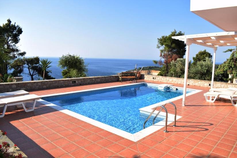 Villa Sirocco Villa in Sporades, Greece