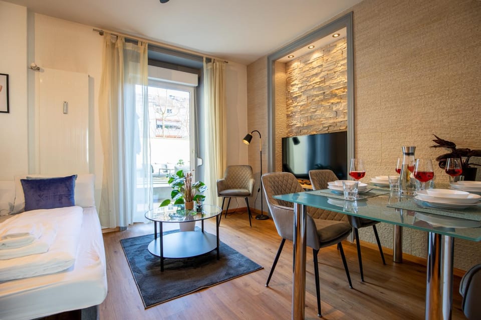 Special ROGER F RABBIT 1 Apartment, Roche Towers, 10-STAR Apartment in Basel