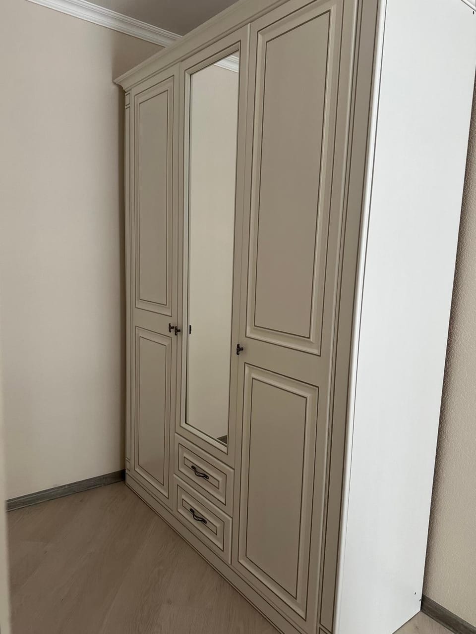 wardrobe