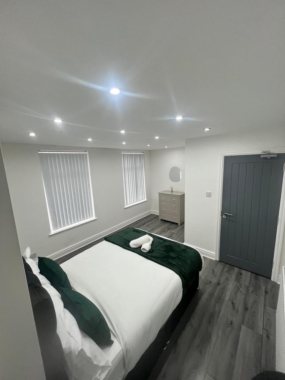 Spacious Home, Central Liverpool, Sleeps 9, 2 Bathroom, Free Parking House in Liverpool