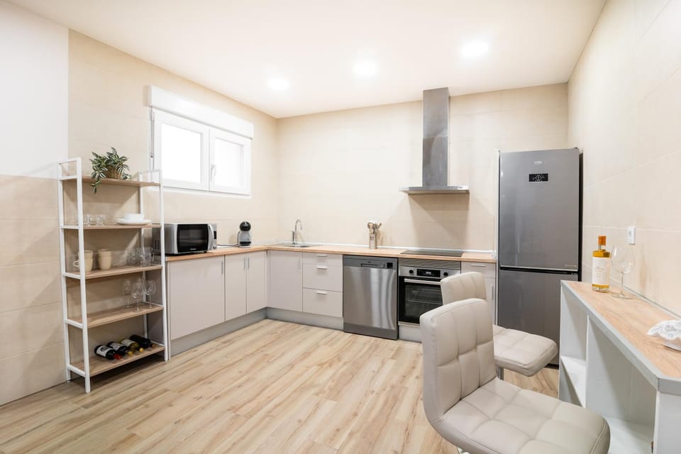 Kitchen or kitchenette, oven, toaster