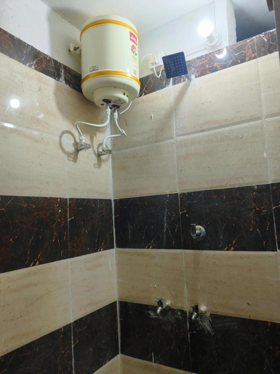 Hotel mahakumbh Nearest Arail Ghat Apartment in Uttar Pradesh