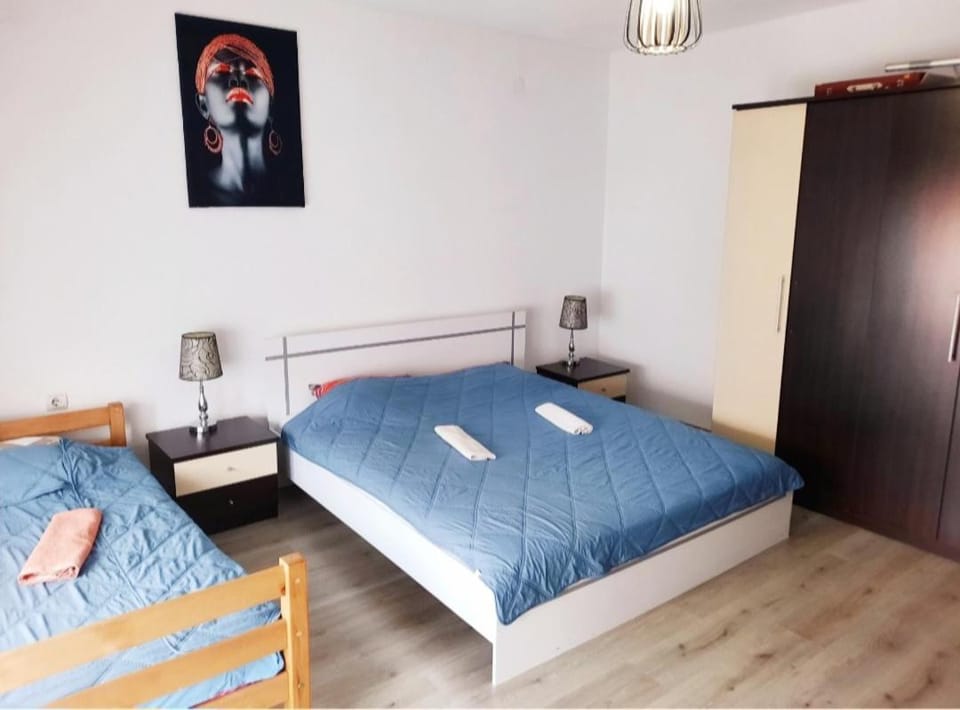 Bed, Photo of the whole room, Bedroom, towels, wardrobe