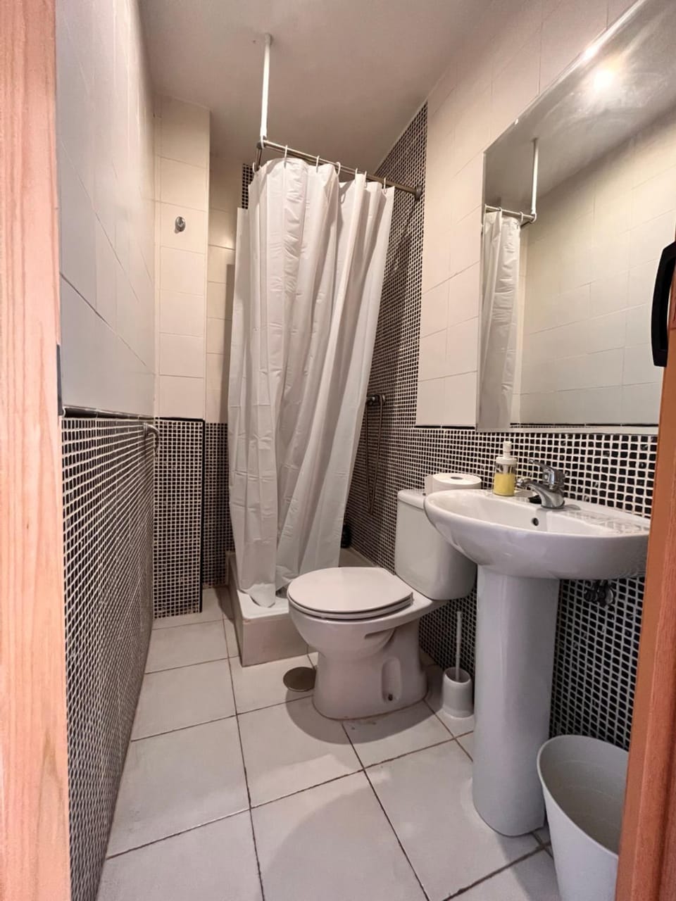 HOSTAL MATILDAs Bed and Breakfast in Segovia
